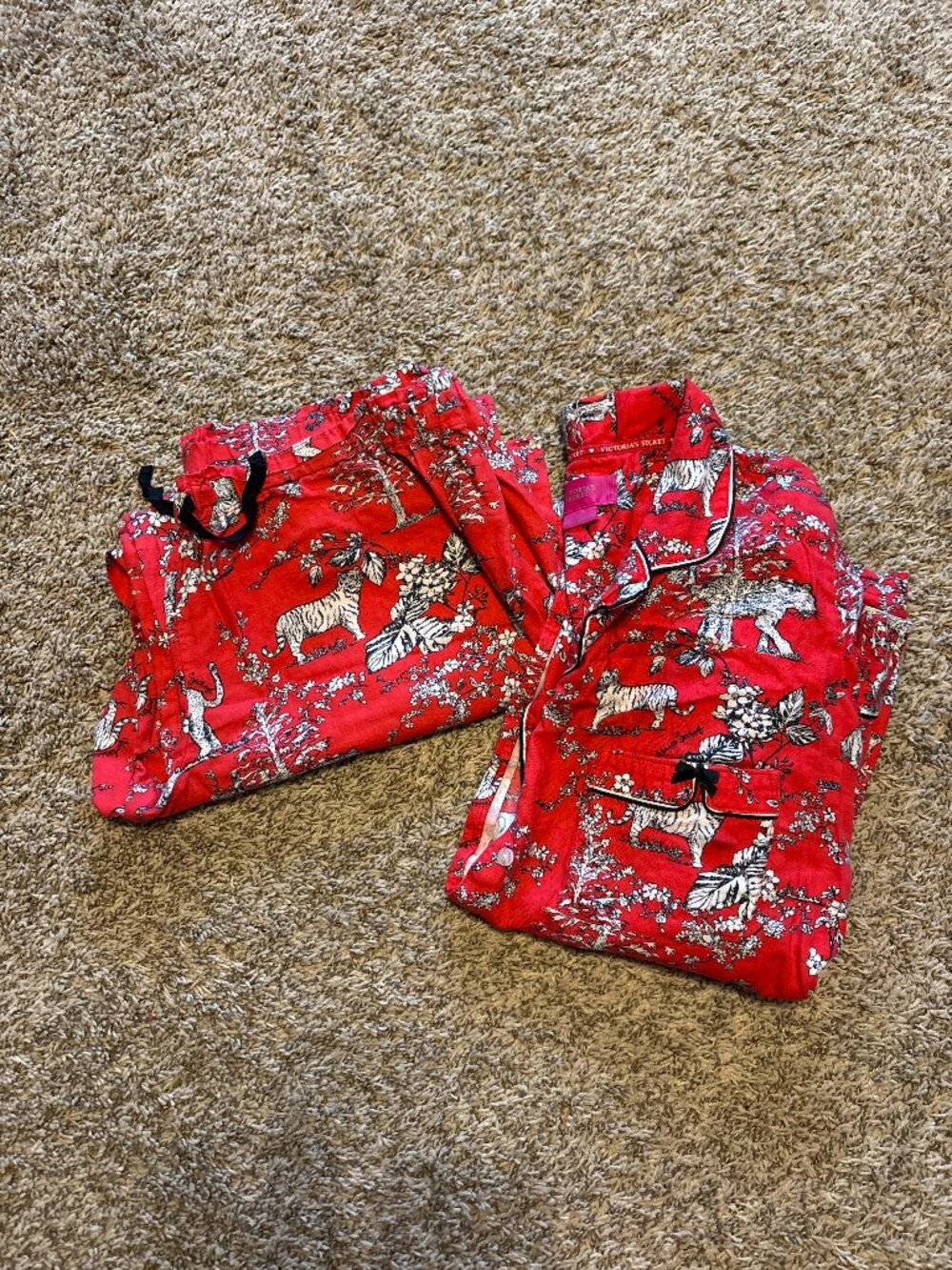 Victoria's Secret red snow tiger patterned pajama set